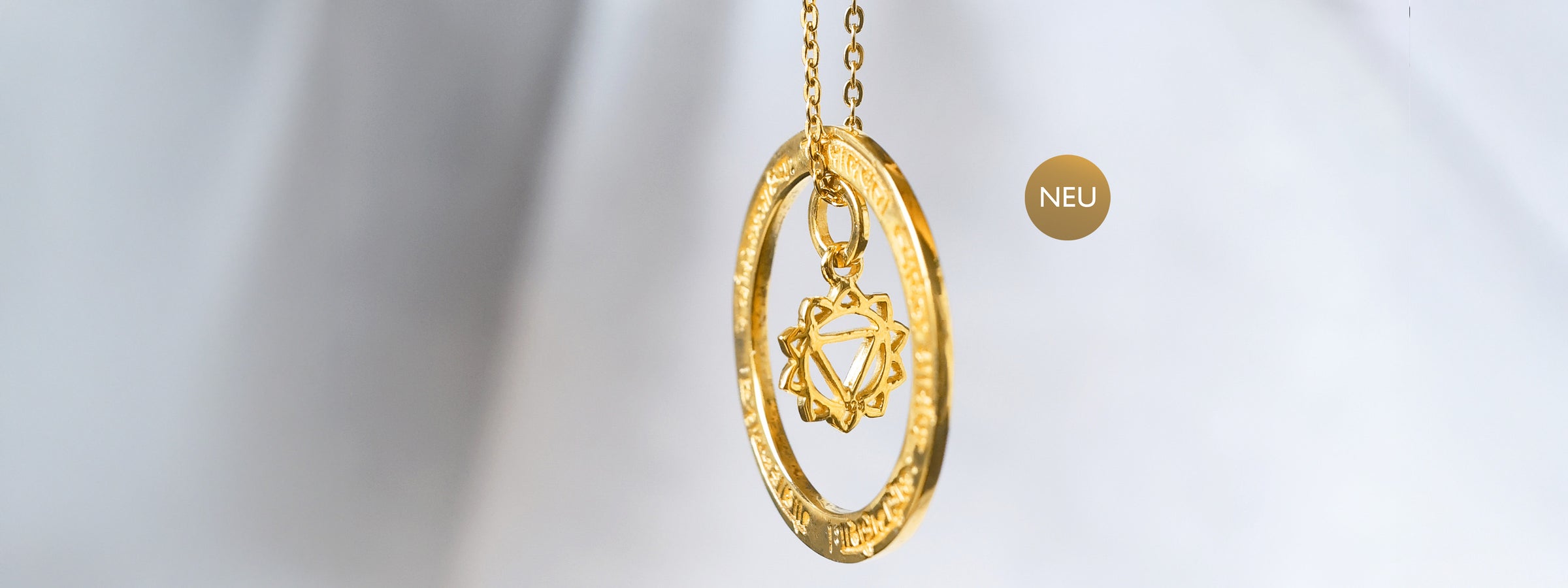 Neuheit: Kette "Persönliches Schutzmantra" mit Solar Plexus Chakra und Mangala Mantra Anhänger aus hochwertig vergoldetem Sterling Silber