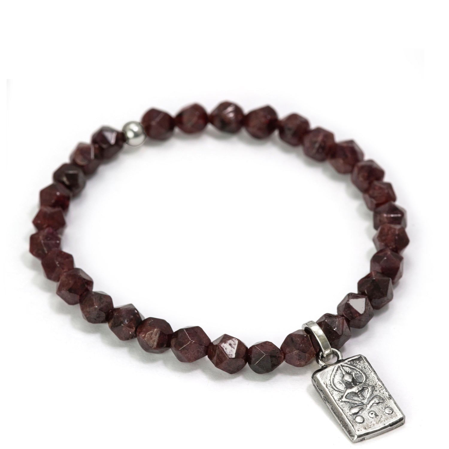 Buddha Armband mit unregelmäßig geschliffenen  Granatedelsteinen und Sterling Silber Anhänger von ETERNAL BLISS - Spiritueller Schmuck
