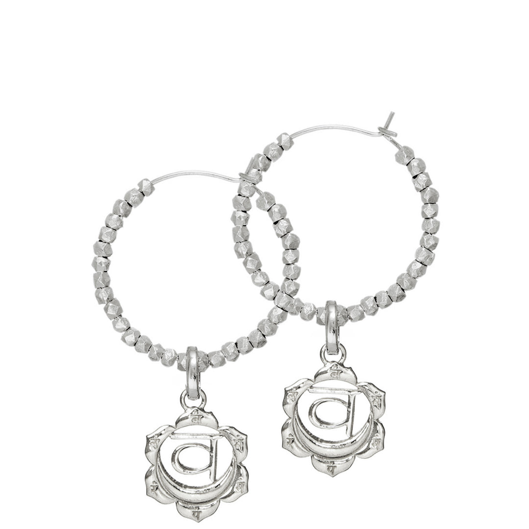 Sakral oder Svadhisthana Chakra Kreolen mit tibetischen Perlen verziert aus hochwertigem Sterling von ETERNAL BLISS - Spiritueller Schmuck