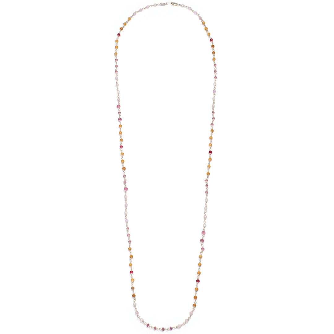 Gesamtansicht von Edelstein-Halskette "Sakura" aus hochwertigem Sterling Silber mit Rubin, Bergkristall, Lavendar und  Sandeholz von Eternal Bliss