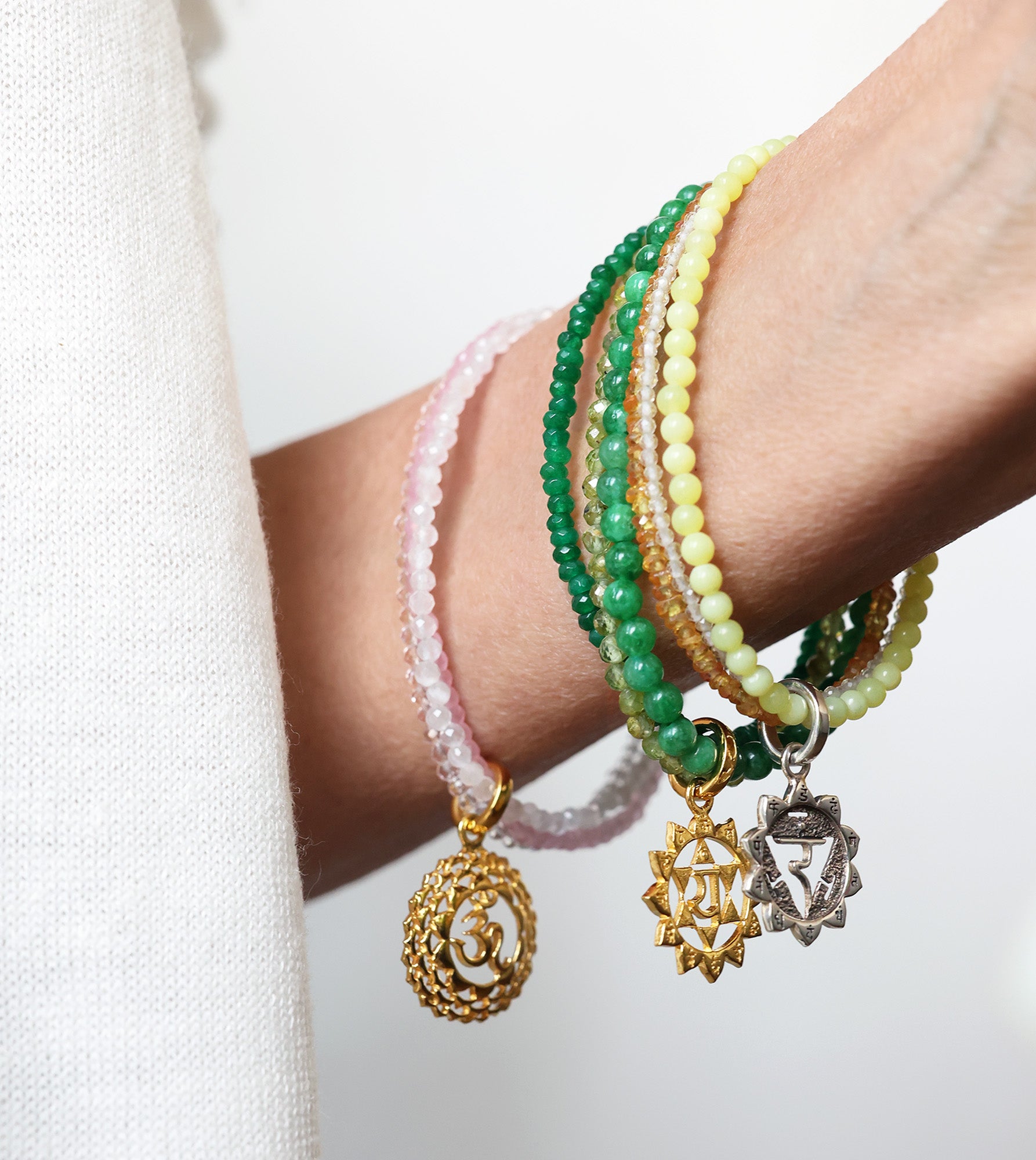 Osteraktion: 15% Rabatt auf alle Chakra Armbänder