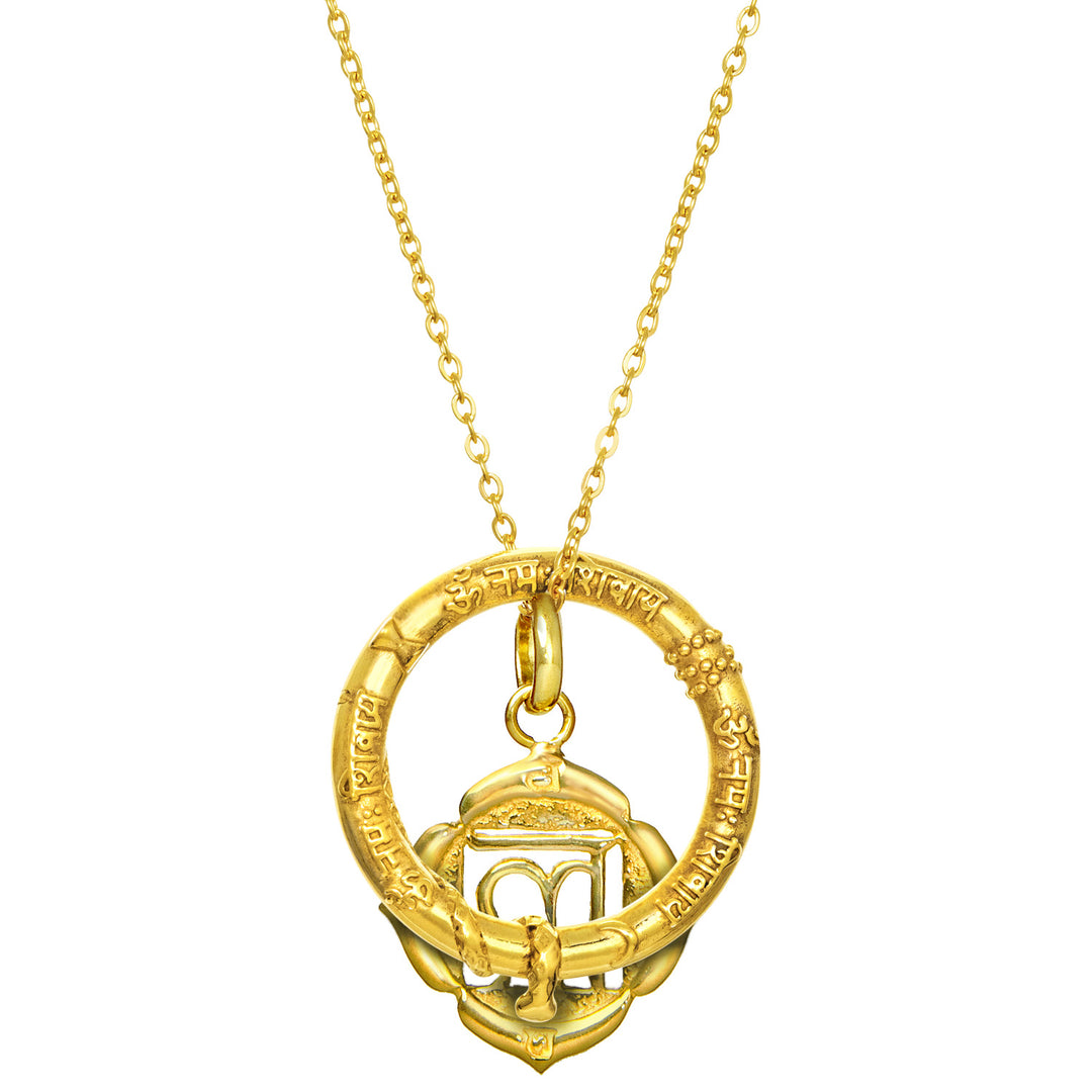 Vergoldete Halskette Essenz-des-Seins aus einem Shiva-Mantra- und einem Wurzel-Chakra-Anhänger 