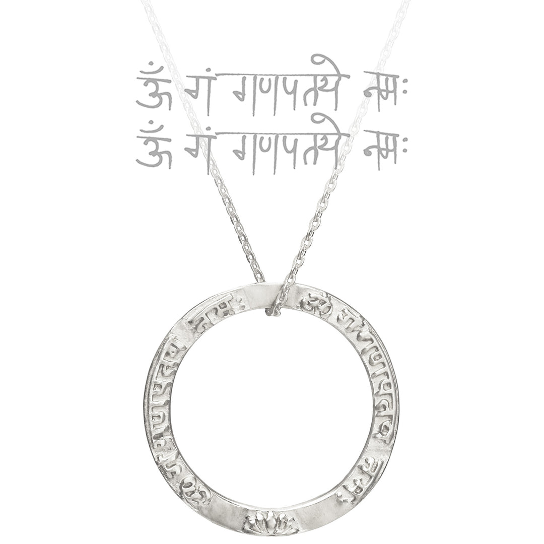 Ringförmiger Ganesha Mantra Anhänger  aus Sterling Silber von ETERNAL BLISS aus der spirituellen Yoga Schmuckkollektion
