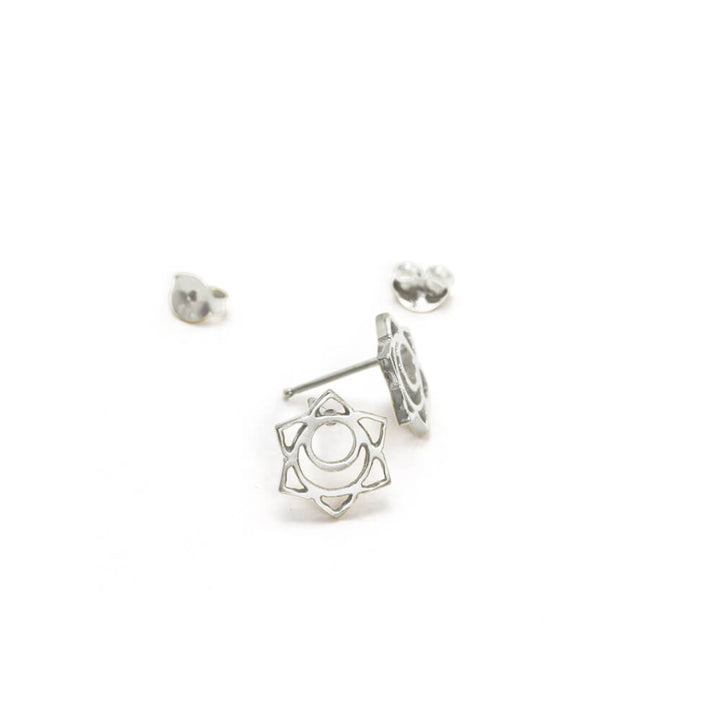 Sakral Chakra Ohrstecker mini Silber von ETERNAL BLISS - Spiritueller Schmuck