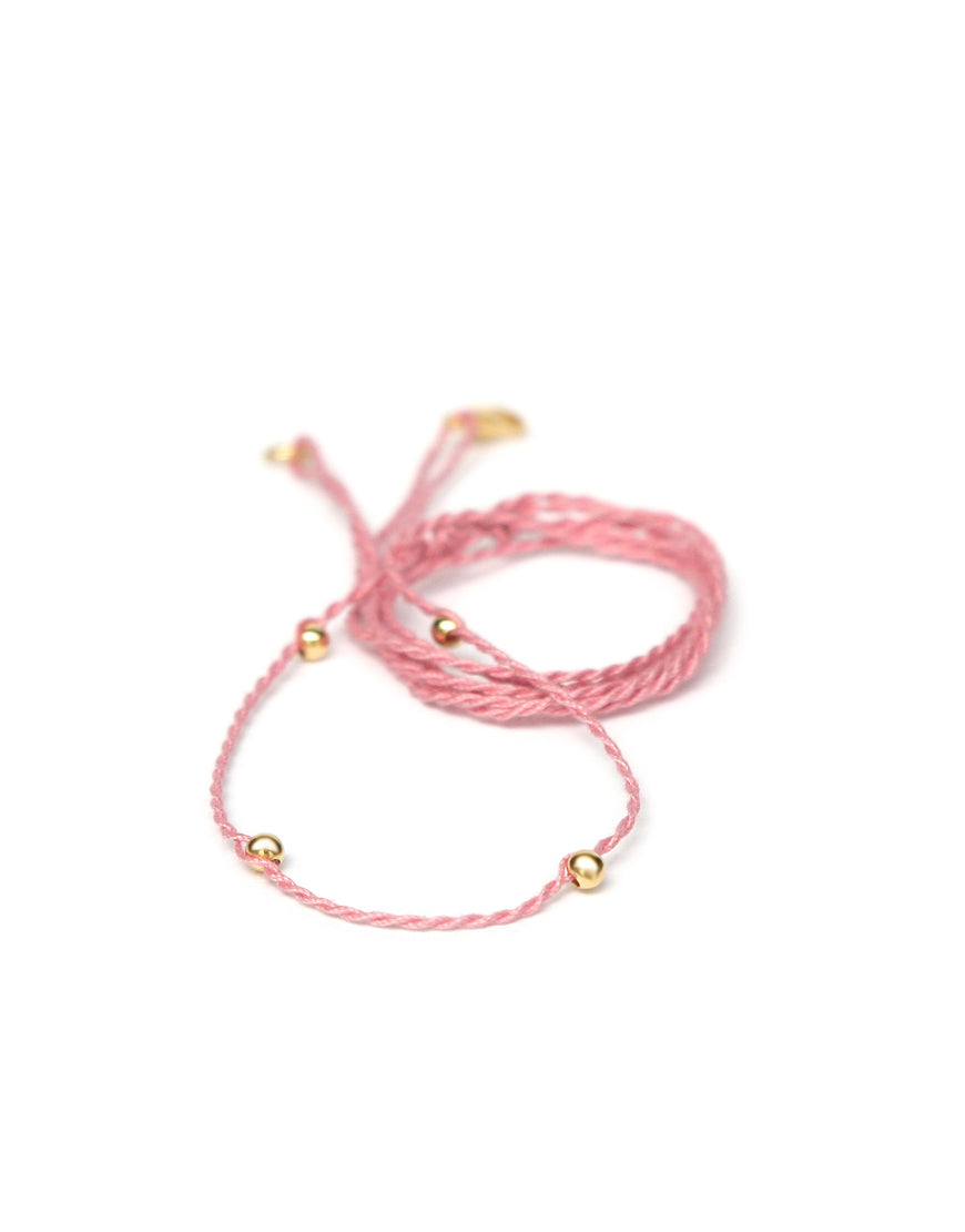 Halsband altrosa aus Baumwolle mit goldenen Perlen von ETERNAL BLISS