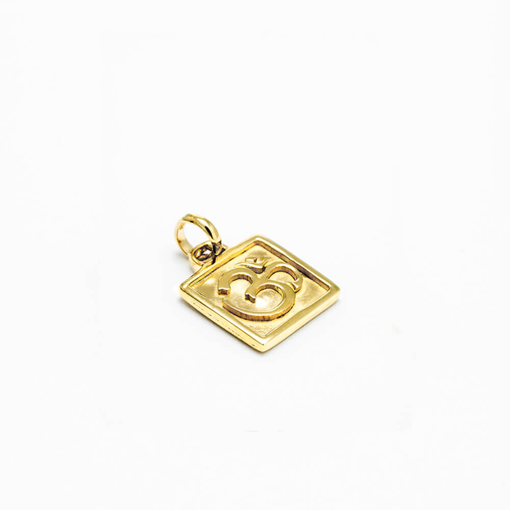 Gold-plated Om pendant Spiritual Strength by ETERNAL BLISS - Spiritual Jewellery