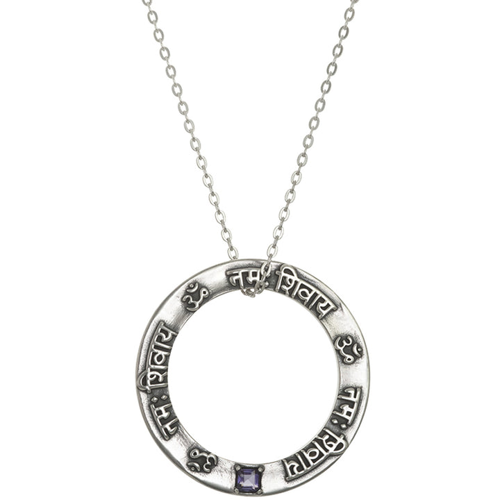 Shiva Mantra Anhänger mit Iolith aus patiniertem Sterling Silber von Eternal Bliss aus der spirituellen Yoga Schmuckkollektion
